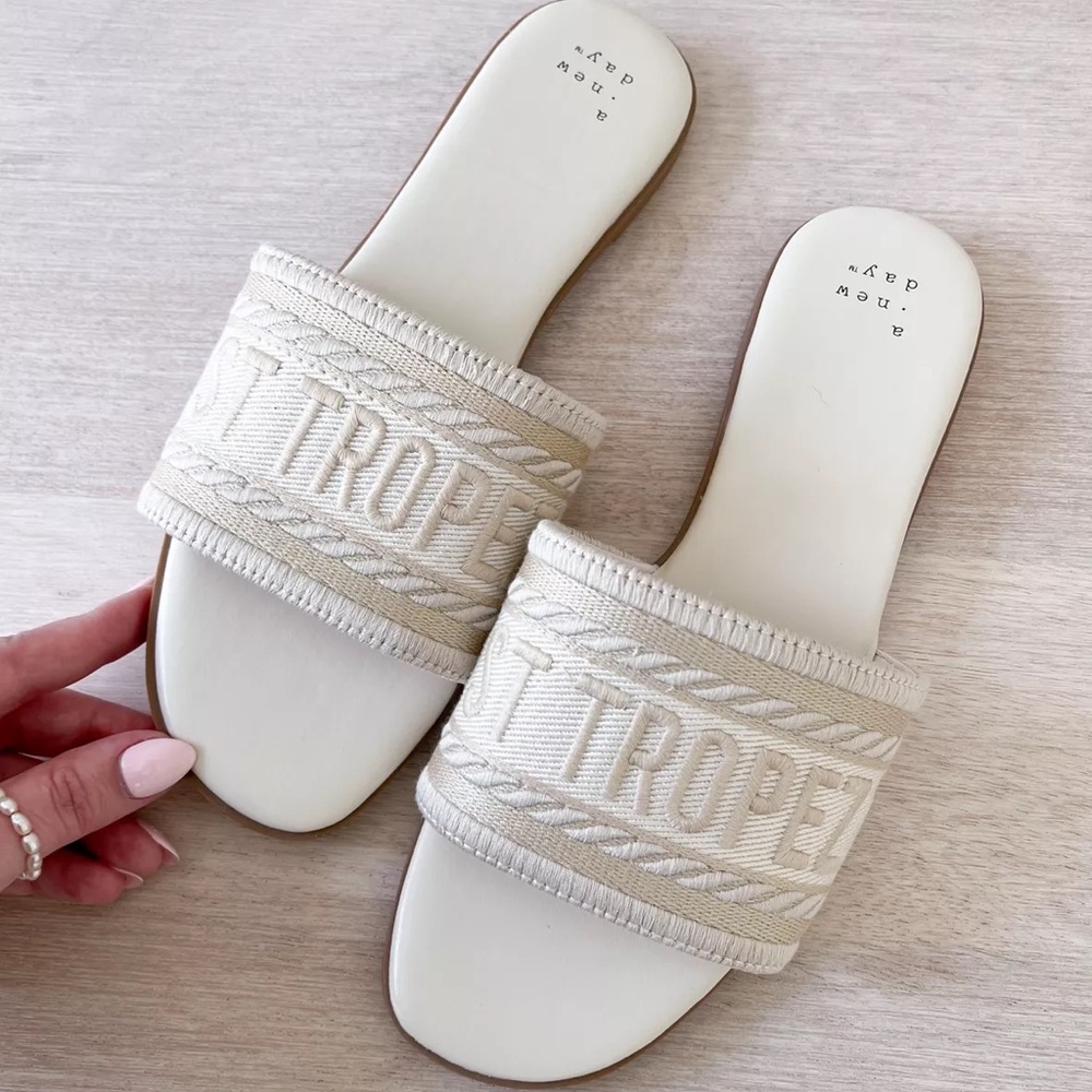 St Tropez slip on sandals